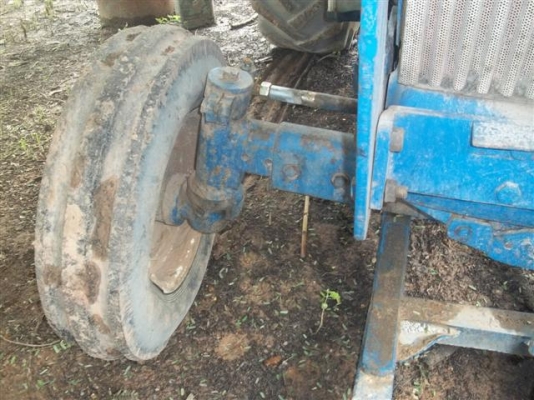 ขายรถไถฟอร์ด6600เสื้อเรียบแท้ๆพร้อมอุปกรณ์เล่มทะเบียน