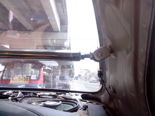 ขายค้ำเสาC สเเตนเลส ค้ำในห้องโดยสารรถยนต์ ขายค้ำเสาC สเเตนเลส ค้ำในห้องโดยสารรถยนต์