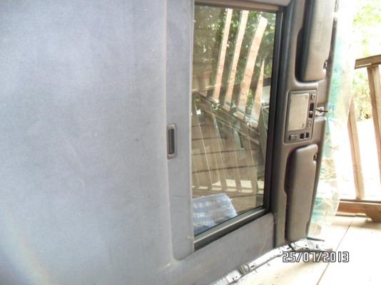 ขายซันรูฟไฟฟ้า