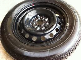 ขายยางอะไหล่ TOYOTA Wish พร้อมกระทะล้อใหม่ยังไม่ได้ใช้  900 บาท