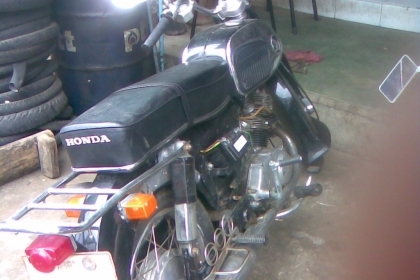 หมูทะเบียน+ชุดโอนสภาพเดิมๆทะเบียน + ชุดโอนครับรถยังใช้งานอยู่ครับสภาพดีครับชุดเดิมๆเกือบทั้งคันครับ