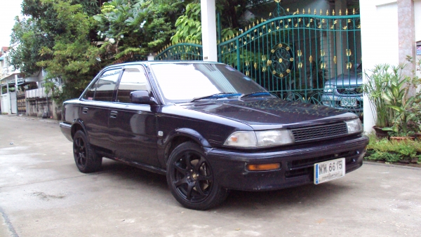 ขายด่วนรถบ้านTOYOTA, COROLLAตัวท๊อบเครื่องหัวฉีดช่างล่างดีแก๊ส+น้ำมันแอร์เย็นราคาต่อรองได้ครับ