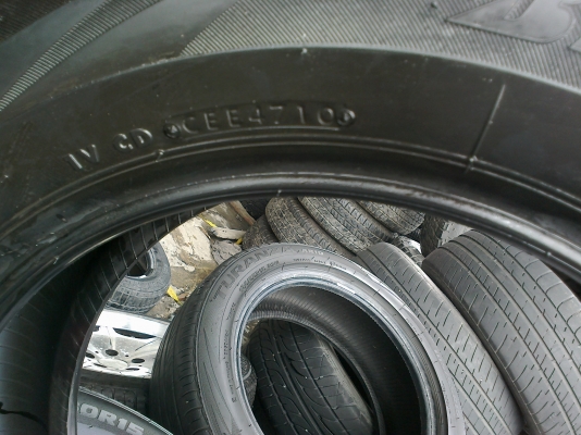 ขายยางใหม่ 205 60 15 bridgestone คู่ละ3200