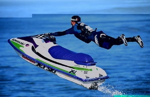 ขายkawasaki super sport xi750proเครื่องproสีเขียวแท้ตัวสลักใหญ่ไม่เคยยกซ่อม กล่องไฟdc-dc.cdi 80แรงม้า(เรือยืนpro75)รุ่นฉลองแชมป์ลายธงปี97เดิมๆเบาะขาดเอาไปเย็บอยู่