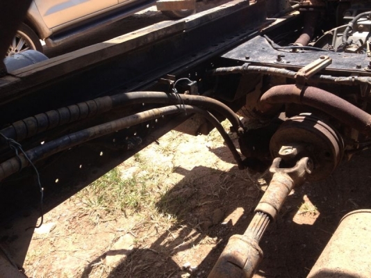 รถอิซูซุ 6 ล้อดั้ม NKR 110 แรงม้า สนใจติดต่อ 081 - 6079515 รถอิซูซุ 6 ล้อดั้ม NKR 110 แรงม้า สนใจติดต่อ 081 - 6079515