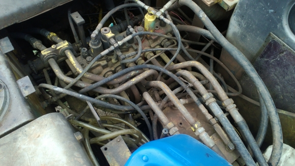 ขาย... SK200-3 กระบอกอาร์มเสีย มีเล่มทะเบียน...