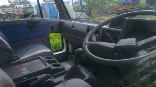 รถโม่ปูนนอก ฮีโน่ ซุปเปอร์เสี่ย 195แรง เบรคจิฟฟี่ งามๆ