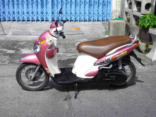 ขาย Jelato 125cc.หัวฉีด สีชมพู สวยสดใส เครื่องเดิมสุดยอด รับประกันศูนย์5ปี ราคา 21500 บาท