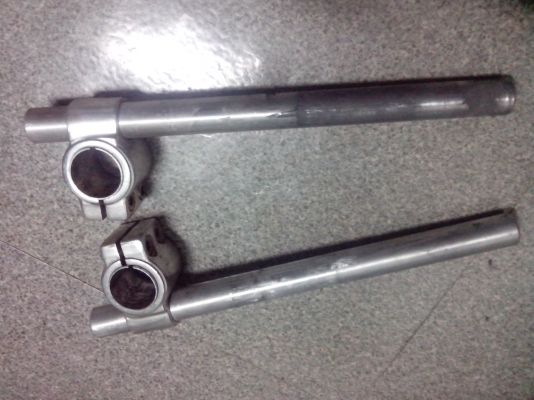 ขาย แฮนจับโช็ค และ ไฟหน้าพร้อมขายึด