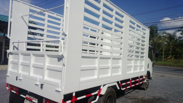 6ล้อISUZU NPR150แรงกระบะคอกเหล็กยาว5มต่อใหม่. สวยมาก 6ล้อISUZU NPR150แรงกระบะคอกเหล็กยาว5มต่อใหม่. สวยมาก