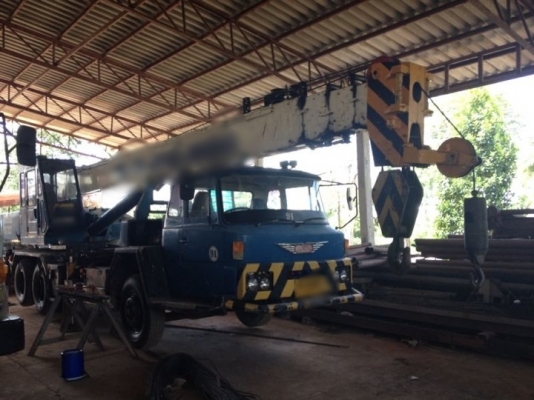 รถเครน TADANO 20 ตัน  สนใจติดต่อ 081 -  6079515