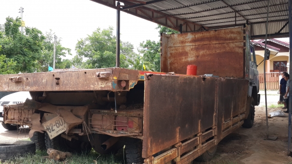 ขายด่วนสิบล้อสองเพลาดั้มHINO3ใบปัดเครื่งEPเทอร์โบ290แรงราคาถูกมากเอกสารพร้อมรีบจอง0843923995 0811838154