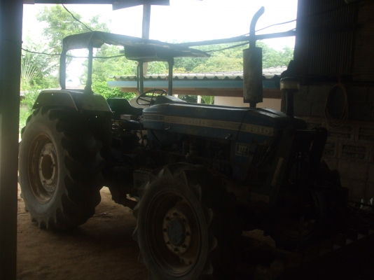 ขายรถไถฟอร์ด6610 2เพลา ปรับราคาใหม่