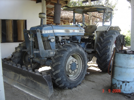 ขายรถไถฟอร์ด6610 2เพลา ปรับราคาใหม่