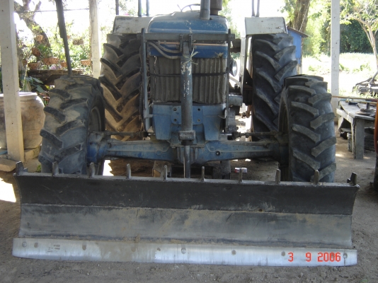 ขายรถไถฟอร์ด6610 2เพลา ปรับราคาใหม่