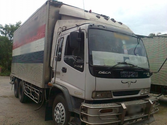 รถอีซูซุ 10 ล้อ ตู้เย็น FVM 195 แรงม้า  สนใจติดต่อ 081 - 6079515