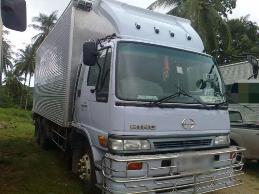 รถฮีโน่ 10 ล้อ ตู้เย็น FVM 195 แรงม้า  สนใจติดต่อ 081 - 6079515