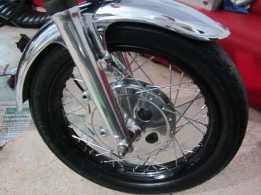 ขาย SR400 ปี99 เลขเต็ม สภาพตามรูป รถวิ่งดีไม่มีปัญหา(รับแลกเทริน์)รายละเอียดด้านใน