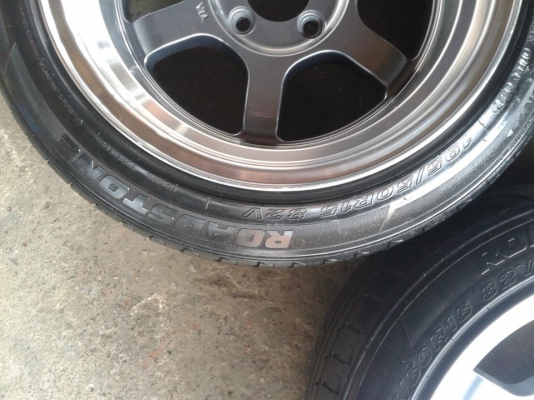 ขายล้อte37vขอบ15 8*9+ ยาง 13900