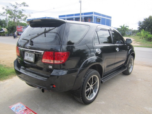 ขาย ฟอจูนเนอร์ 3.0 ตัวG รถมือเดียว ออกป้ายแดง วิ่งน้อยมาก ปี2005 ปลายปี รายละเอียดโทรเลย รถครูครับ (รถพ่อผมเอง)