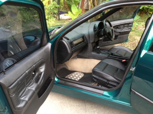 ฺBMW 318i สภาพสวยๆ ปิ้งๆ