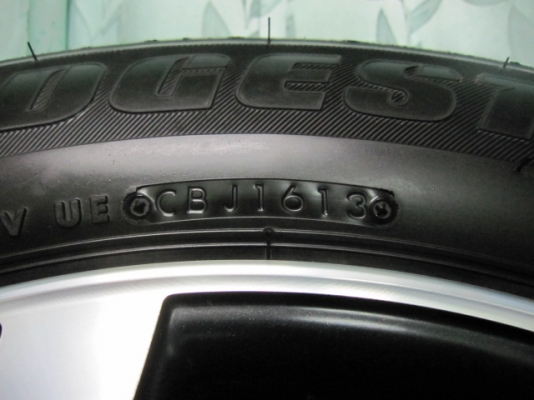 ขายล้อแม็ก TOYOTA VIGO TRD พร้อมยางป้ายแดงปี 13 ขอบ 16 แม็กลายนี้หายากมาก