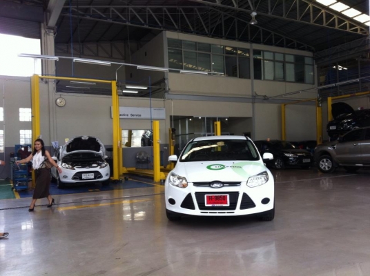 Ford Focus ป้ายแดงราคาป้ายขาว