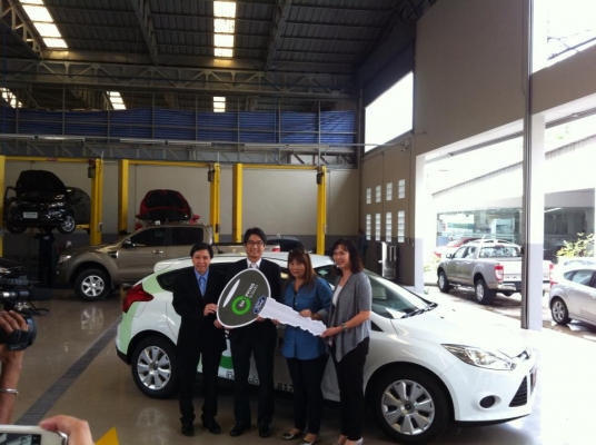 Ford Focus ป้ายแดงราคาป้ายขาว Ford Focus ป้ายแดงราคาป้ายขาว