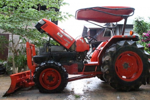 ขายด่วน รถสภาพดี Kubota 45แรงม้า L4508 ลดเหลือ370000 ด่วน