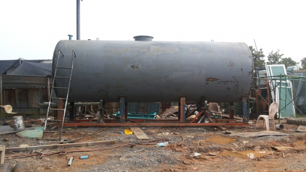 ขายถังน้ำมันเชลล์ 180000 ลิตร ราคา 80000.-