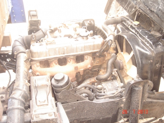 ขายด่วน ISUZU NKR 88 ทำสีใหม่พร้อมใช้งาน โทร 0816005999