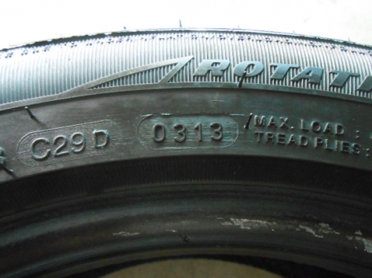 ยาง 185/55/15 DEESTONE ปี 2013