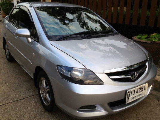 Honda City ZX เครื่องiVtec ปลายปี2005 สีเงิน เกียร์Auto เบาะหนัง จอTV DVD สปอยเลอร์ ยางใหม่ เจ้าของขายเอง 0886999779 Honda City ZX เครื่องiVtec ปลายปี2005 สีเงิน เกียร์Auto เบาะหนัง จอTV DVD สปอยเลอร์ ยางใหม่ เจ้าของขายเอง 0886999779