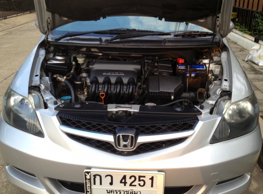 Honda City ZX เครื่องiVtec ปลายปี2005 สีเงิน เกียร์Auto เบาะหนัง จอTV DVD สปอยเลอร์ ยางใหม่ เจ้าของขายเอง 0886999779 Honda City ZX เครื่องiVtec ปลายปี2005 สีเงิน เกียร์Auto เบาะหนัง จอTV DVD สปอยเลอร์ ยางใหม่ เจ้าของขายเอง 0886999779