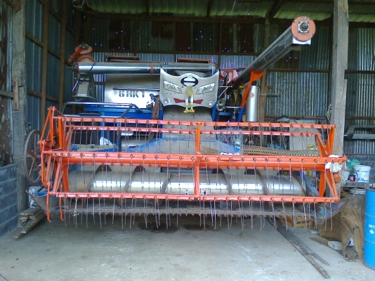 ไทยเจริญอุ้ม  เครื่อง 260  hino ราคา  1300000