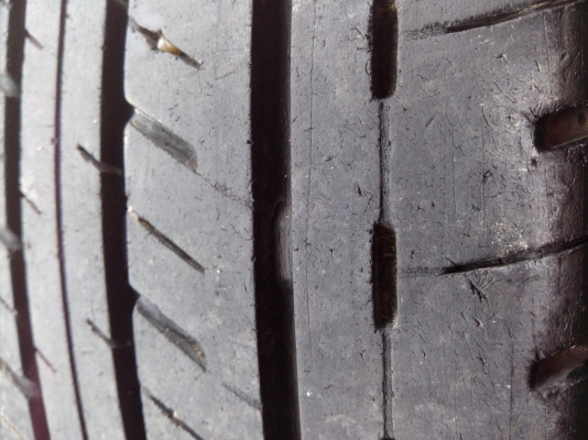 ขายกะทะล้อพร้อมยาง ฝาครอบ ขอบ15 5รู114 205/70/15 ขายกะทะล้อพร้อมยาง ฝาครอบ ขอบ15 5รู114 205/70/15