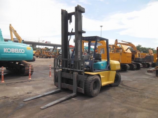 รถฟอร์คลิฟต์ Komatsu FD70E - 7 สภาพดี พร้อมใช้งาน