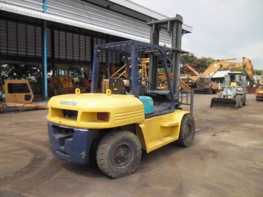 รถฟอร์คลิฟต์ Komatsu FD70E - 7 สภาพดี พร้อมใช้งาน