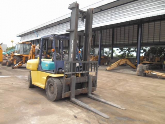 รถฟอร์คลิฟต์ Komatsu FD70E - 7 สภาพดี พร้อมใช้งาน