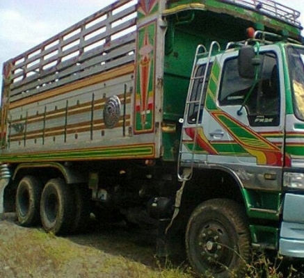 HINO FM 2K 260 HP K13D ปี 42 รถพ่วงแม่+ลูก กระบะดั๊มพ์มิเนียมคอกเกษตรสวยทั้งแม่ทั้งลูก ลูก 2 เพลาดั๊มพ์ความยาว 6.50 เมตรพร้อมบรรทุกพร้อมใช้งานได้เลย เครื่องแน่นแรงดี ภายในเก๋งสีสันบางเดิมๆคอนโซลภายในสวยครบ แอร์เย็น พ.เพาเวอร์ ก.ไฟฟ้า ระบบเบรคทริ๊ปฟี้ครบคร