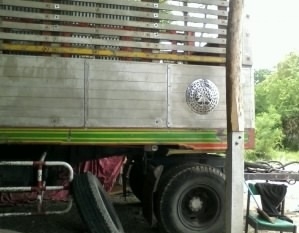 HINO FM 2K 260 HP K13D ปี 42 รถพ่วงแม่+ลูก กระบะดั๊มพ์มิเนียมคอกเกษตรสวยทั้งแม่ทั้งลูก ลูก 2 เพลาดั๊มพ์ความยาว 6.50 เมตรพร้อมบรรทุกพร้อมใช้งานได้เลย เครื่องแน่นแรงดี ภายในเก๋งสีสันบางเดิมๆคอนโซลภายในสวยครบ แอร์เย็น พ.เพาเวอร์ ก.ไฟฟ้า ระบบเบรคทริ๊ปฟี้ครบคร