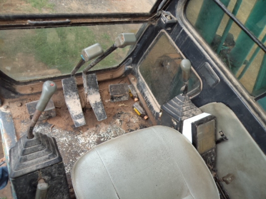 ขายรถแม็กโค 120-3 ไฟฟ้าครบ สภาพสวยๆๆๆพร้อมใช้งานคับ ขายรถแม็กโค 120-3 ไฟฟ้าครบ สภาพสวยๆๆๆพร้อมใช้งานคับ