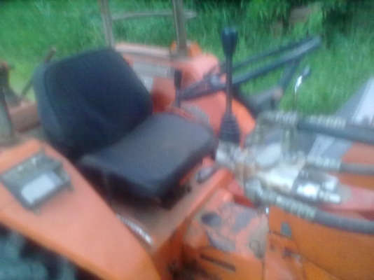 ขายKUBOTA L1-18 พร้อมใบดันหน้า ผาน3 สภาพเดิม