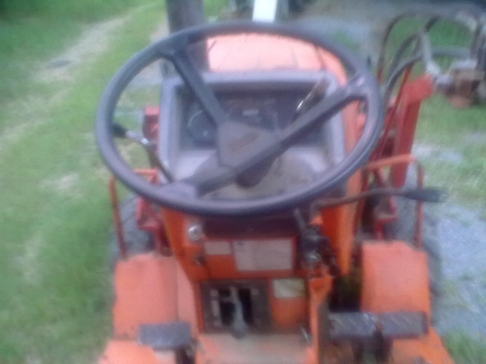 ขายKUBOTA L1-18 พร้อมใบดันหน้า ผาน3 สภาพเดิม