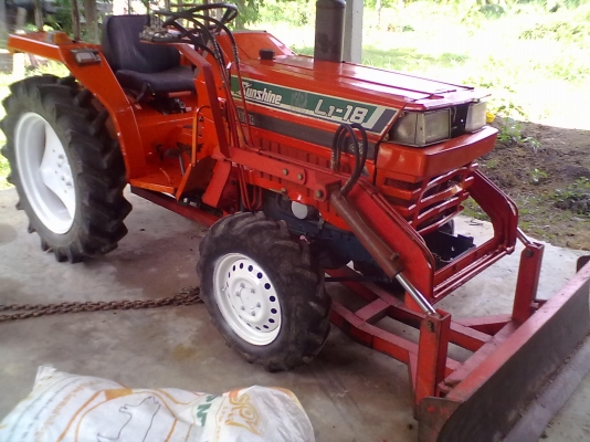 ขายKUBOTA L1-18 พร้อมใบดันหน้า ผาน3 สภาพเดิม