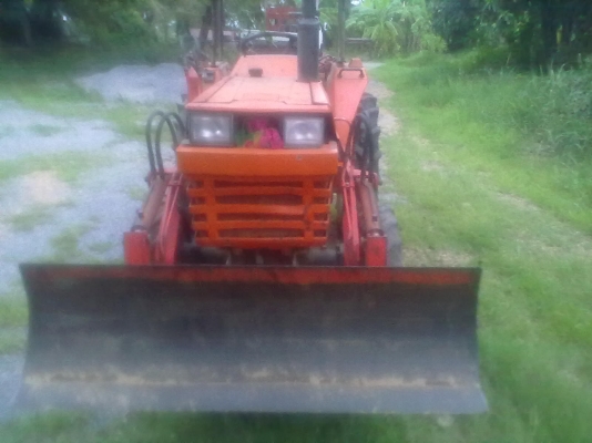 ขายKUBOTA L1-18 พร้อมใบดันหน้า ผาน3 สภาพเดิม
