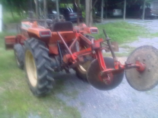 ขายKUBOTA L1-18 พร้อมใบดันหน้า ผาน3 สภาพเดิม