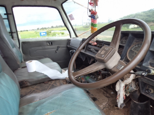 ขายรถ10ล้อเทเลอร์ เครื่อง165แรง พร้อมใช้ เอกสารพร้อมโอน