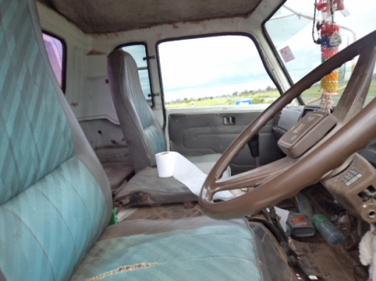 ขายรถ10ล้อเทเลอร์ เครื่อง165แรง พร้อมใช้ เอกสารพร้อมโอน