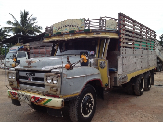 ขาย10ล้อหัวยาว2เพลาช่วงล่างFUSO สโลอินเตอร์4สปีด เครื่องEH700 เกียร์J6เกียร์